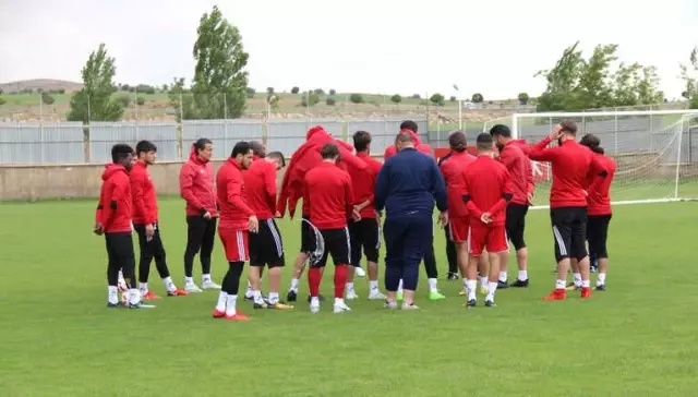 Elazığspor, Ligi Galibiyetle Tamamlamak İstiyor Elazığspor, Ligi Galibiyetle Tamamlamak İstiyor