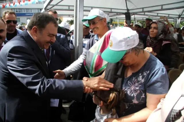 Bakan Eroğlu'ndan '24 Haziran'da Sandık Başına Gidin' Çağrısı Bakan Eroğlu'ndan '24 Haziran'da Sandık Başına Gidin' Çağrısı