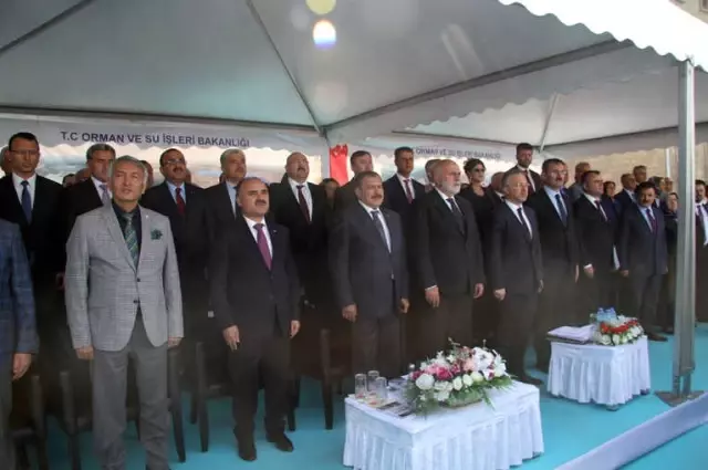 Bakan Eroğlu'ndan '24 Haziran'da Sandık Başına Gidin' Çağrısı Bakan Eroğlu'ndan '24 Haziran'da Sandık Başına Gidin' Çağrısı