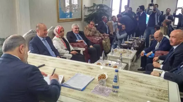Başbakan Yardımcısı Akdağ: 'İradesini Teröre Teslim Eden Belediyelerin Halka Hizmet Etmesi... Başbakan Yardımcısı Akdağ: 'İradesini Teröre Teslim Eden Belediyelerin Halka Hizmet Etmesi...