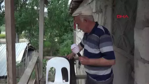 Evden Kitap Çalan Hırsızların İlginç Notu: Hacı Abi Sayende Okur Yazar Olduk Evden Kitap Çalan Hırsızların İlginç Notu: Hacı Abi Sayende Okur Yazar Olduk
