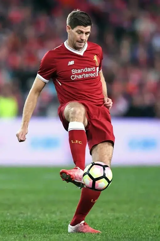İskoç Ekibi Glasgow Rangers, Steven Gerrard'a Emanet İskoç Ekibi Glasgow Rangers, Steven Gerrard'a Emanet