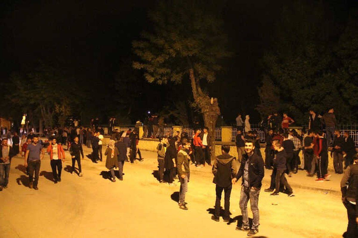 'Mezarlıkta Ağlayan Esrarengiz Kız Bulundu' Söylentisi Ortalığı Karıştırdı