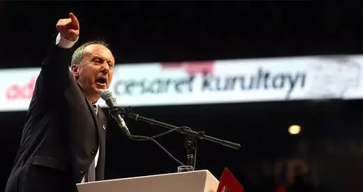 Muharrem İnce Ailesini de Yanına Aldı ve 'Hazırım' Dedi Muharrem İnce Ailesini de Yanına Aldı ve 'Hazırım' Dedi