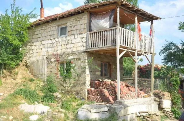 Hırsızların Yazdığı Yazıyı Görünce Şok Oldu Hırsızların Yazdığı Yazıyı Görünce Şok Oldu