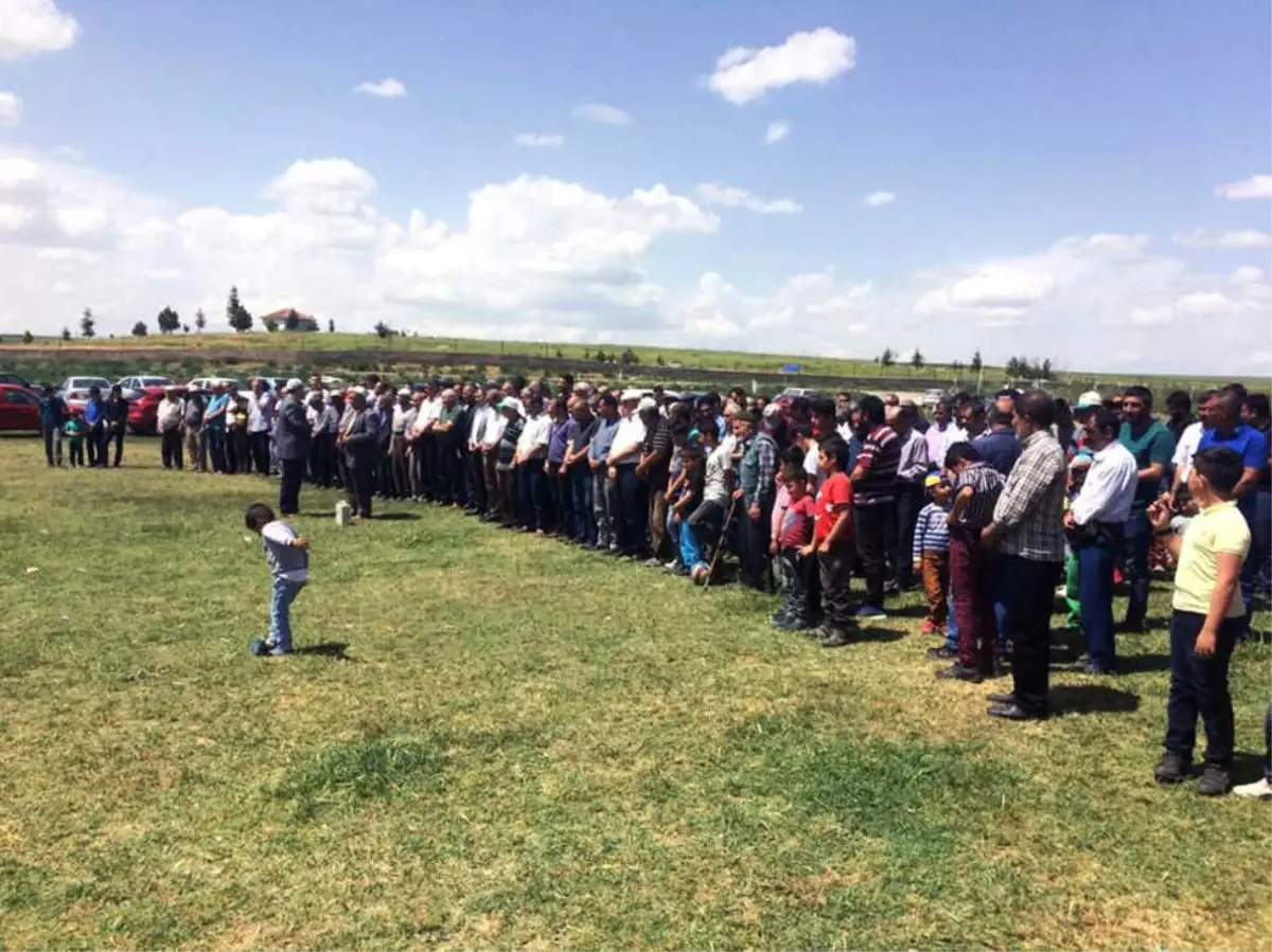 Balışeyhliler Yağmur Duasına Çıktı