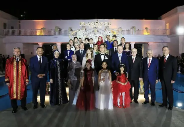 Cumhurbaşkanı Erdoğan, Bakan Özhaseki'nin Kızının Nikah Şahidi Oldu Cumhurbaşkanı Erdoğan, Bakan Özhaseki'nin Kızının Nikah Şahidi Oldu