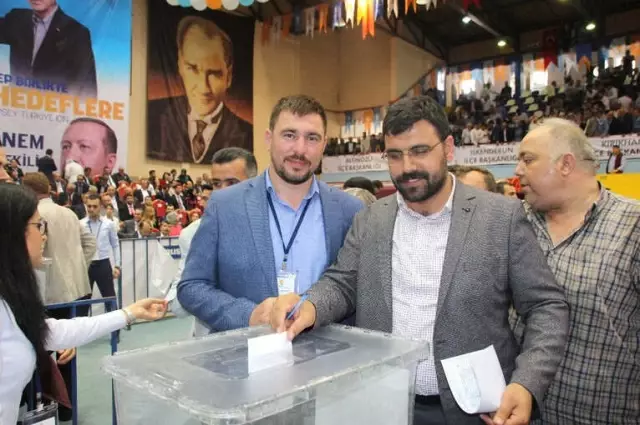 Hatay'da AK Parti Temayül Yoklaması Yaptı Hatay'da AK Parti Temayül Yoklaması Yaptı