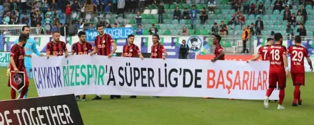 Spor Toto 1. Lig: Çaykur Rizespor: 4 - Gazişehir Gaziantep: 2 Spor Toto 1. Lig: Çaykur Rizespor: 4 - Gazişehir Gaziantep: 2