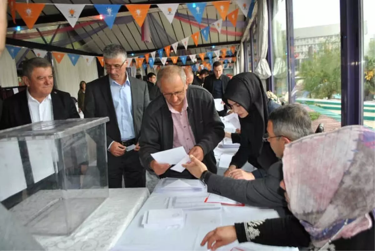 Zonguldak'ta AK Parti Temayül Yoklaması Yaptı