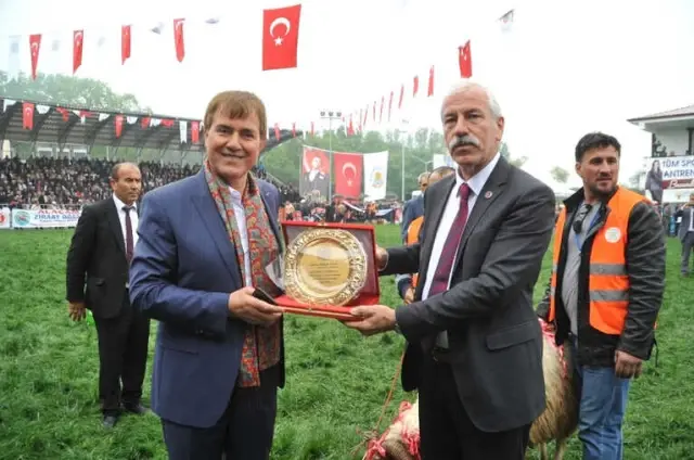626. Geyikkoşan Güreşleri'nde Başpehlivan Recep Kara