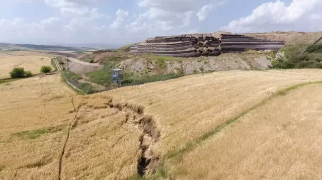 Adıyaman'da Korkutan Heyelan