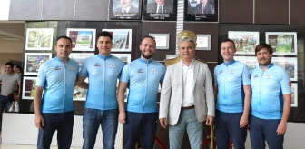 Tayfa Bisiklet Grubu Samsun'a Pedallıyor