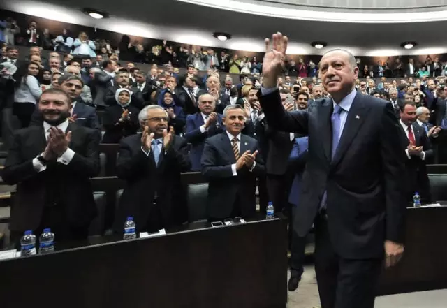 Cumhurbaşkanı Erdoğan: 'Biz Sizler Gibi Aşağılık Değiliz' Cumhurbaşkanı Erdoğan: 'Biz Sizler Gibi Aşağılık Değiliz'
