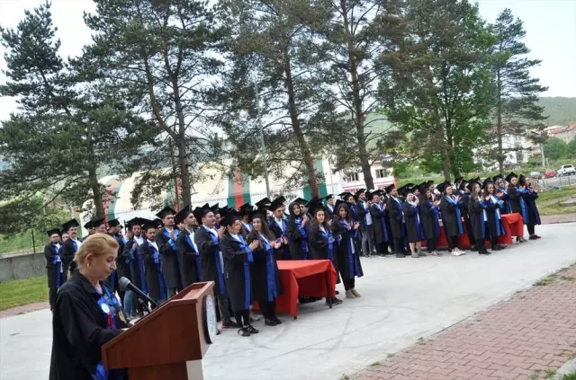 Mengen'de Aşçı Adayları Mezun Oldu Mengen'de Aşçı Adayları Mezun Oldu