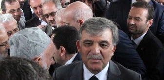 Cenazede Abdullah Gül'e Tepki