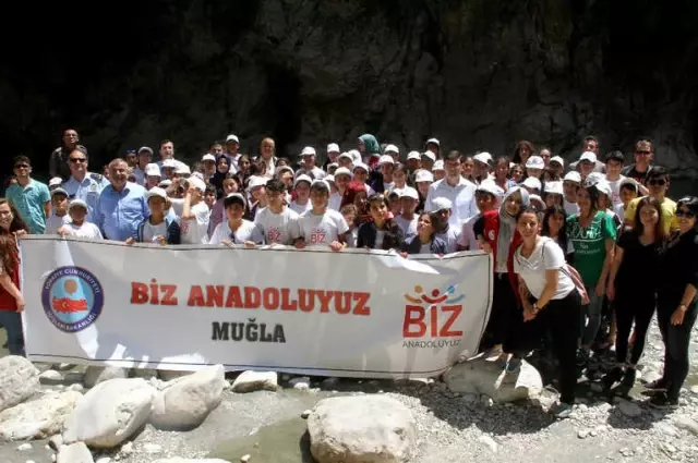 Öğrenciler, Muğla'nın Tarihi Mekanlarını Gezdi