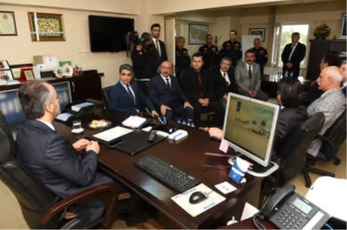 Başkan Aktaş'tan İtfaiye Komuta Merkezine Ziyaret