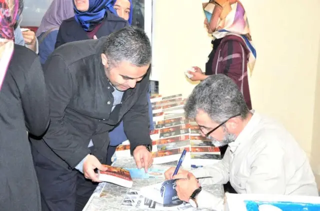 Bitlis'te 'Öğrenci ve Yazar' Buluşması