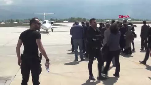 Hakkari Muharrem İnce Türkiye'nin Dört Bir Yanını Kucaklamak İstiyoruz-Hd Hakkari Muharrem İnce Türkiye'nin Dört Bir Yanını Kucaklamak İstiyoruz-Hd