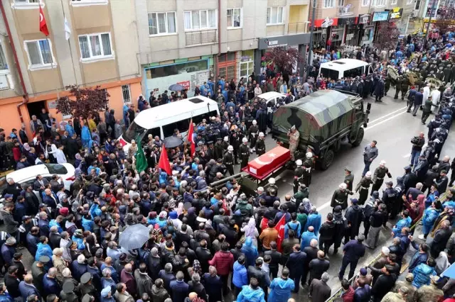 Şehit Peker Son Yolculuğuna Uğurlandı Şehit Peker Son Yolculuğuna Uğurlandı