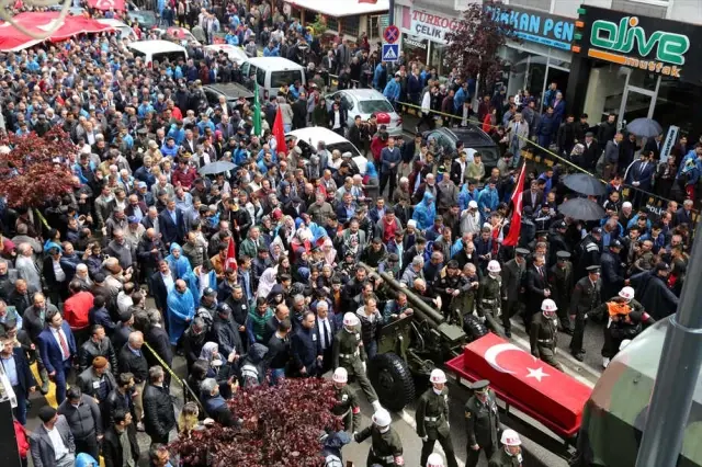Şehit Peker Son Yolculuğuna Uğurlandı Şehit Peker Son Yolculuğuna Uğurlandı