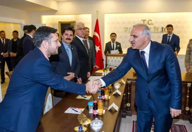 Van'da 'Seçim İstişare Toplantısı' Yapıldı Van'da 'Seçim İstişare Toplantısı' Yapıldı