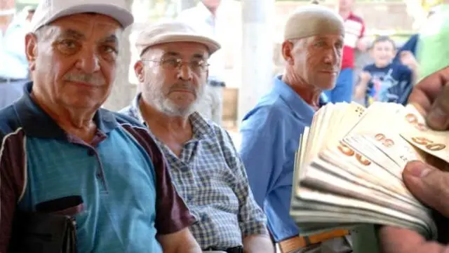 Borçlara Yapılandırma, Emekliye İkramiye, İmar Barışı Tasarısı TBMM'de Kabul Edildi Borçlara Yapılandırma, Emekliye İkramiye, İmar Barışı Tasarısı TBMM'de Kabul Edildi