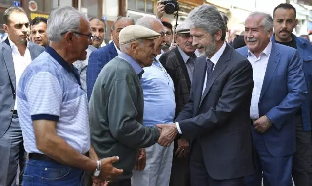 Ankara'da Köy Yolları Asfaltlanıyor Ankara'da Köy Yolları Asfaltlanıyor