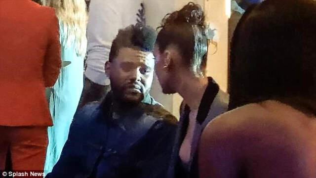 Bella Hadid, Barıştığı Eski Sevgilisiyle Dudak Dudağa Yakalandı
