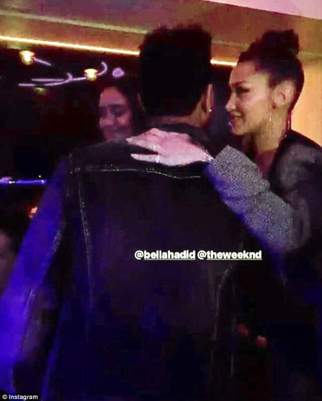 Bella Hadid, Barıştığı Eski Sevgilisiyle Dudak Dudağa Yakalandı
