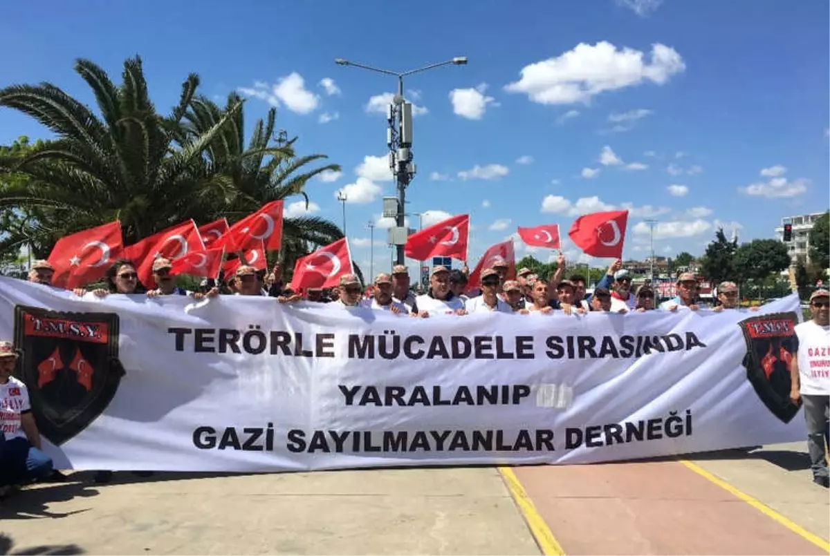 Gazilik Onuru' İçin Ankara'ya Yürüyüşe Başladılar
