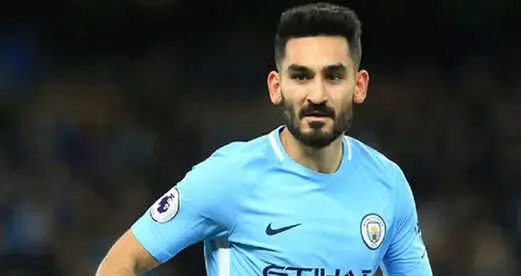 Türk Asıllı Alman Futbolcu İlkay Gündoğan'ın Yeni İmajı Sosyal Medyayı Salladı Türk Asıllı Alman Futbolcu İlkay Gündoğan'ın Yeni İmajı Sosyal Medyayı Salladı