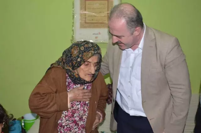 Başkan Özgökçe'den 'Anneler Günü' Mesajı