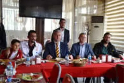 Biga Gs Derneği Üyeleri Basın Mensupları ile Bir Araya Geldi