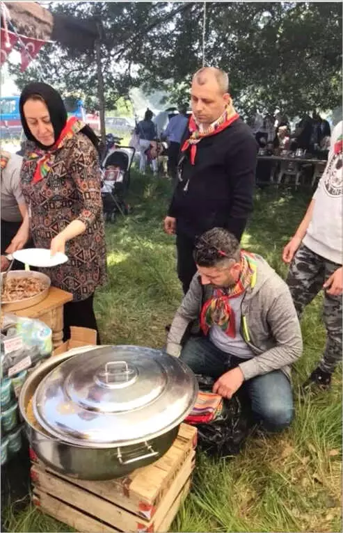Mudanyalı Türkmenler Dede Şenliklerine Damga Vurdu Mudanyalı Türkmenler Dede Şenliklerine Damga Vurdu