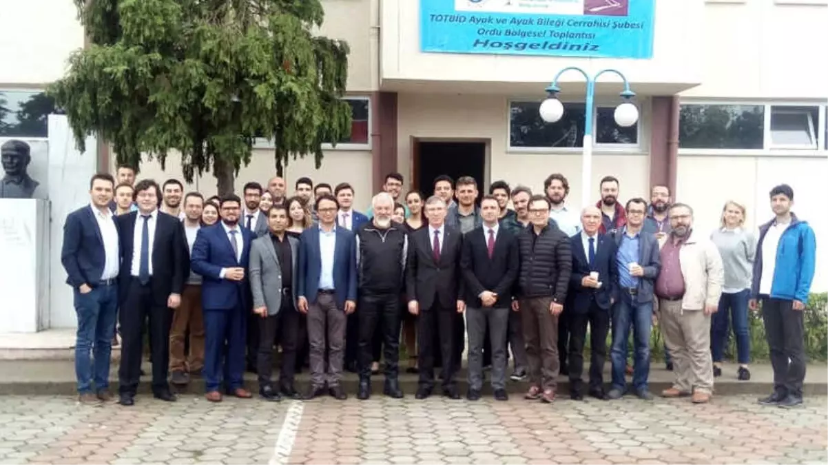 Odü'de 'Ayak ve Ayak Bileği Cerrahisi' Toplantısı