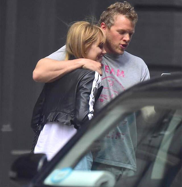 Aldatılan Emily Ratajkowski, 2 Milyon Dolara Malikane Alıp Evini Ayırdı