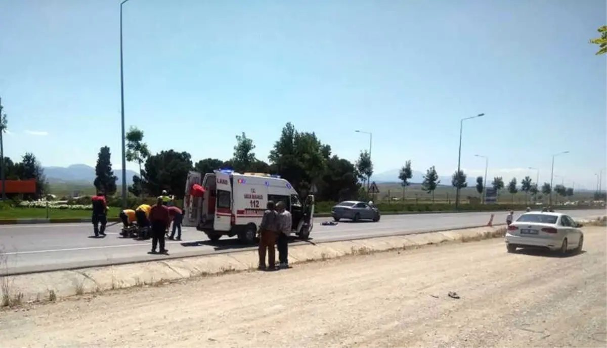 Denizli'de Trafik Kazası: 1 Ölü, 1 Yaralı