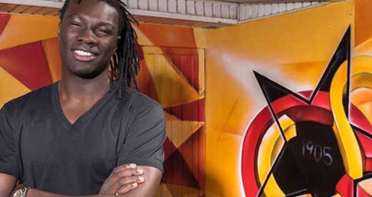 Gomis'in 'Anneler Günü' Mesajı Türkçe Oldu!