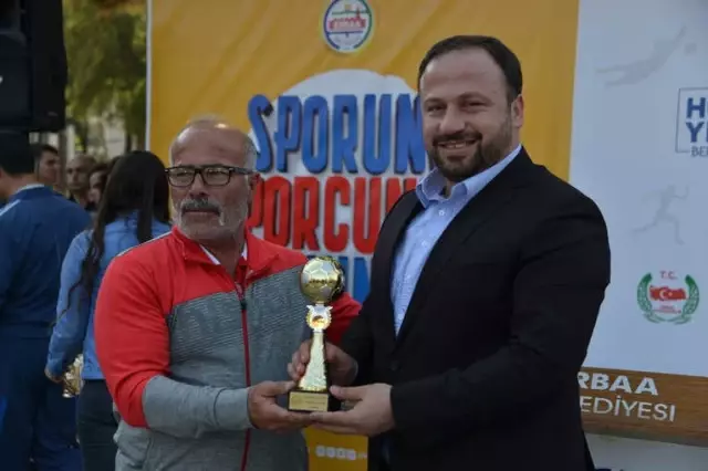 Erbaa'da Okul Sporları ve Okullar Ligi Kupaları Törenle Verild.