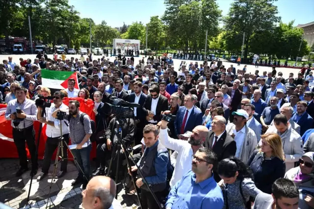 İsrail'in Gazze'de Yaptığı Katliama Tepkiler