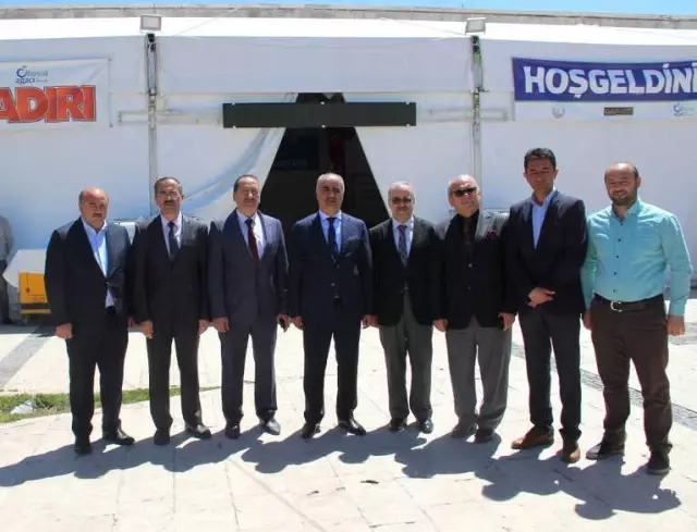 Sivas'ta 2 Bin Kişilik İftar Çadırı Kuruldu