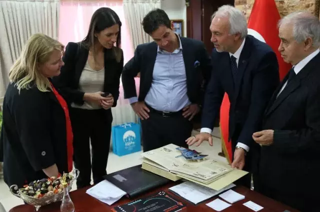 Başkonsolos Hendrich'e Kütahya Atlası