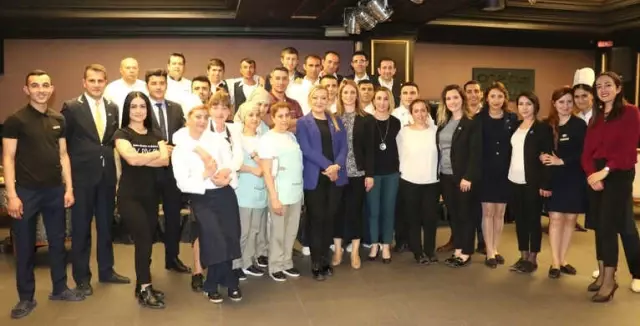 Elite World'de Personel Gecesi