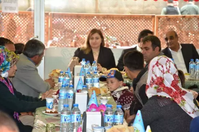 Engelli Çocukların Doğum Günleri Kutlandı