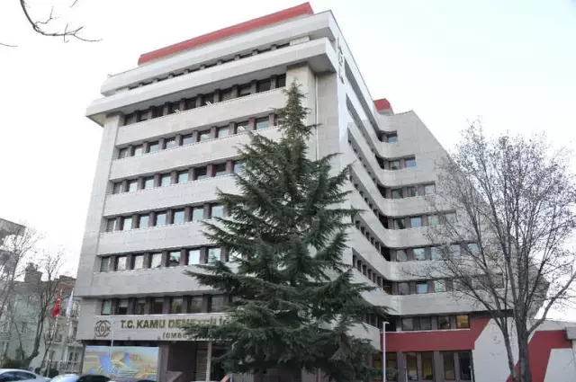 Görme Engelliler Tek Başına Oy Kullanmak İçin Kamu Denetçiliği Kurumuna Başvurdu