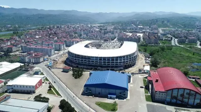 Yeni Ordu Stadı'nda Sona Yaklaşılıyor Yeni Ordu Stadı'nda Sona Yaklaşılıyor