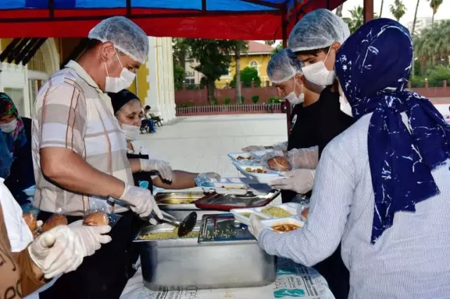 Adana'da Ramazan Coşkusu Başladı Adana'da Ramazan Coşkusu Başladı