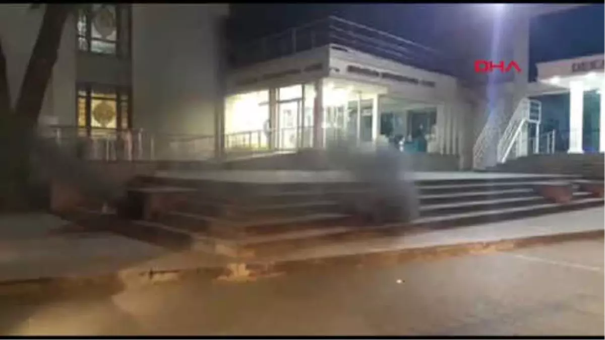 Bezmialem Tıp Fakültesi Hastanesinde yangın çıktı Bezmialem Tıp Fakültesi Hastanesinde yangın çıktı